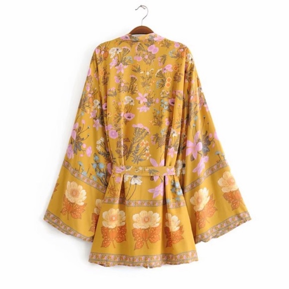SOLD OUT Boho Gypsy Floral Short Kimono Robe Wrap Top - Picture 7 of 8